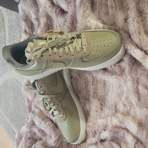 nike air force 1 womens poshmark